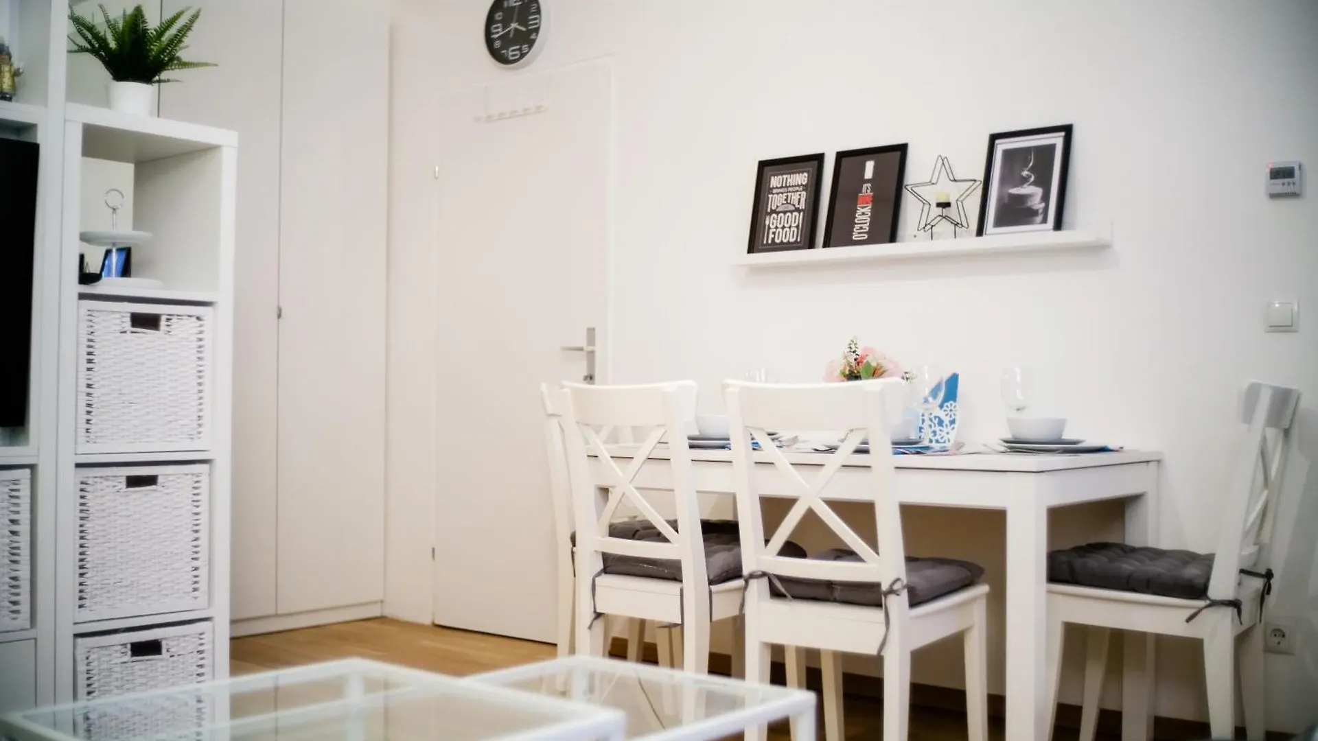 Vienna Cozy Hub - Family - Metro Access - 10Min City-Centre 奥地利